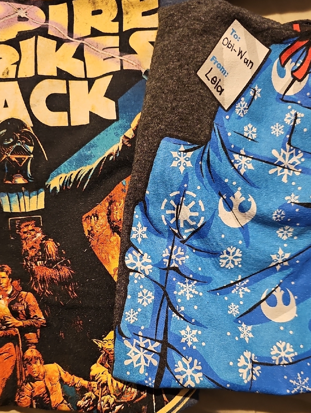 Lot 2 Men's Meduim Star Wars Graphic Tees